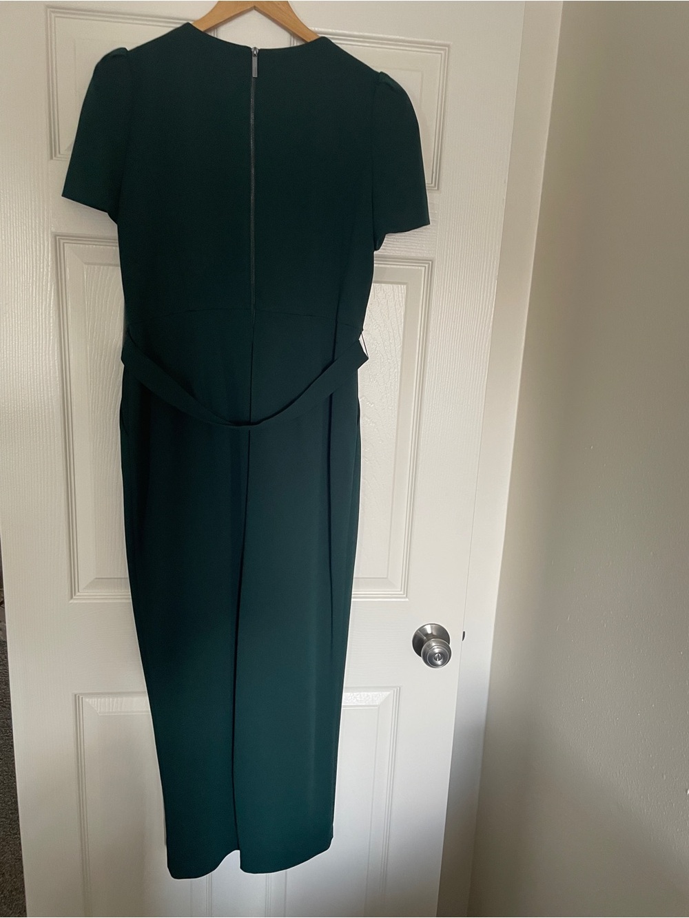 💚 Calvin Klein Dark Green Short-Sleeve Belted Romper 💚 - Picture 5 of 8